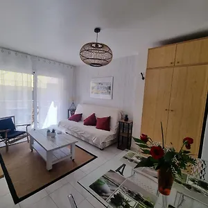 Lovely One Bedroom With Balcony Apartamento Rosas