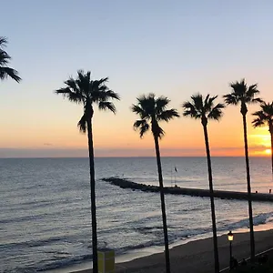 Beachfront Apartamento Marbella