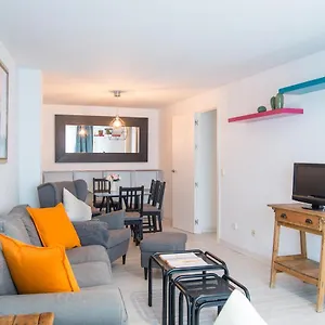 Riverside In Triana Apartamento